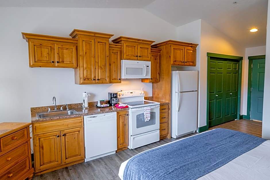 Photo 1 of 1 of 1 King Bed Suite