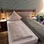 PaGa Hotel & Restaurant
