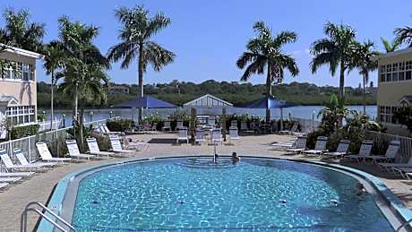 Barefoot Beach Resort