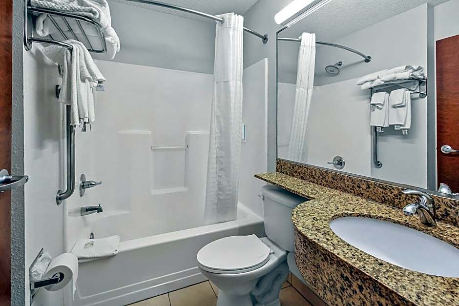 Quality Inn & Suites