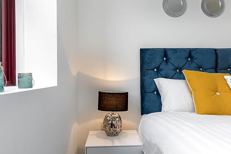 KVM - City Apartments - Contractors - Town Centre by KVM Stays