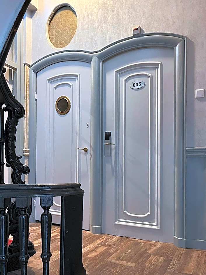 Facade Hotel Amsterdam