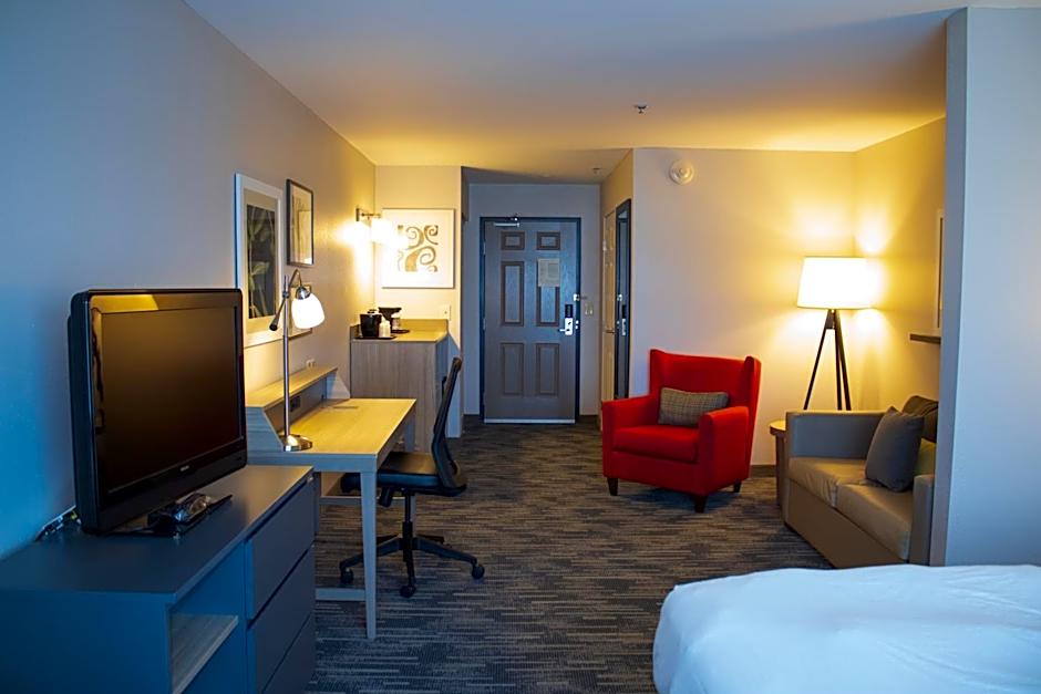 Country Inn & Suites by Radisson, Carlisle, PA