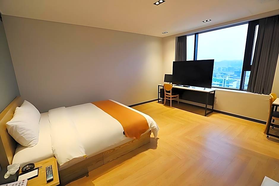 Dongducheon Hotel The Gray