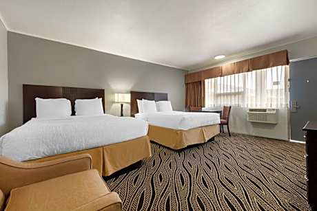 Queen Room with Two Queen Beds - Non-Smoking