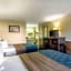 Econo Lodge Inn & Suite Clarksville