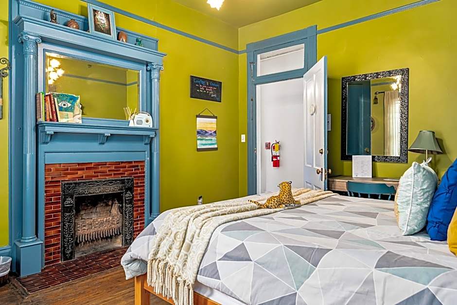 Birmingham Tree House