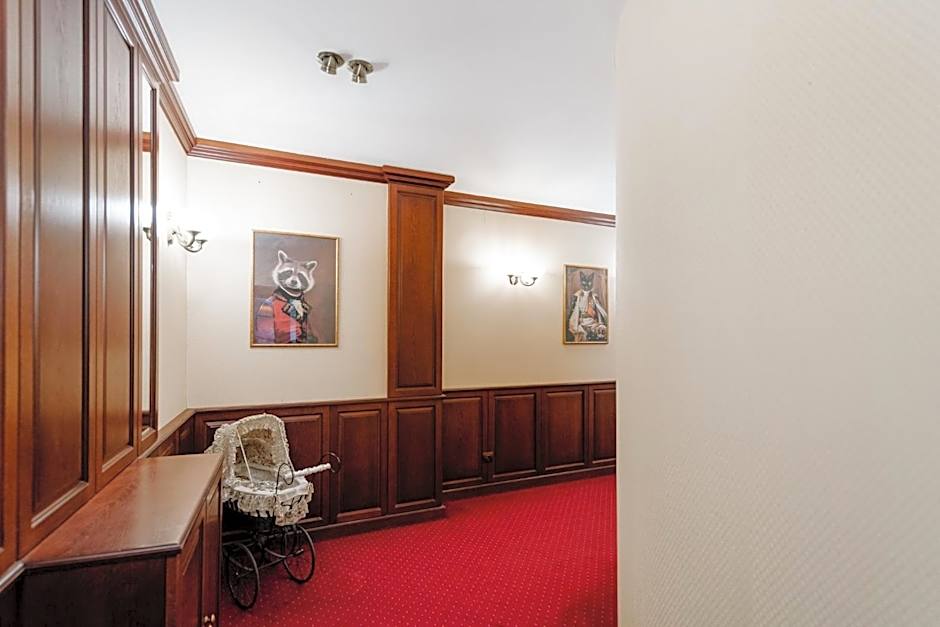 Petra Inn Apartments in historical palace Bratislava