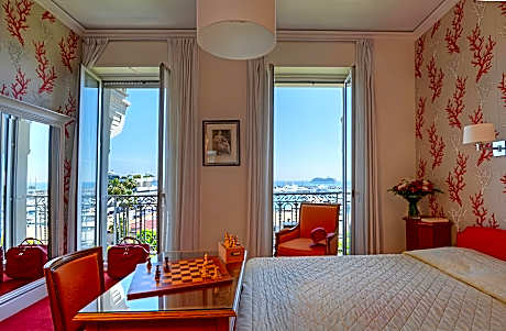 Family Suite with Adjacent Rooms