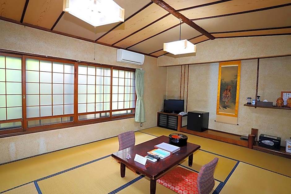 Hinode Ryokan