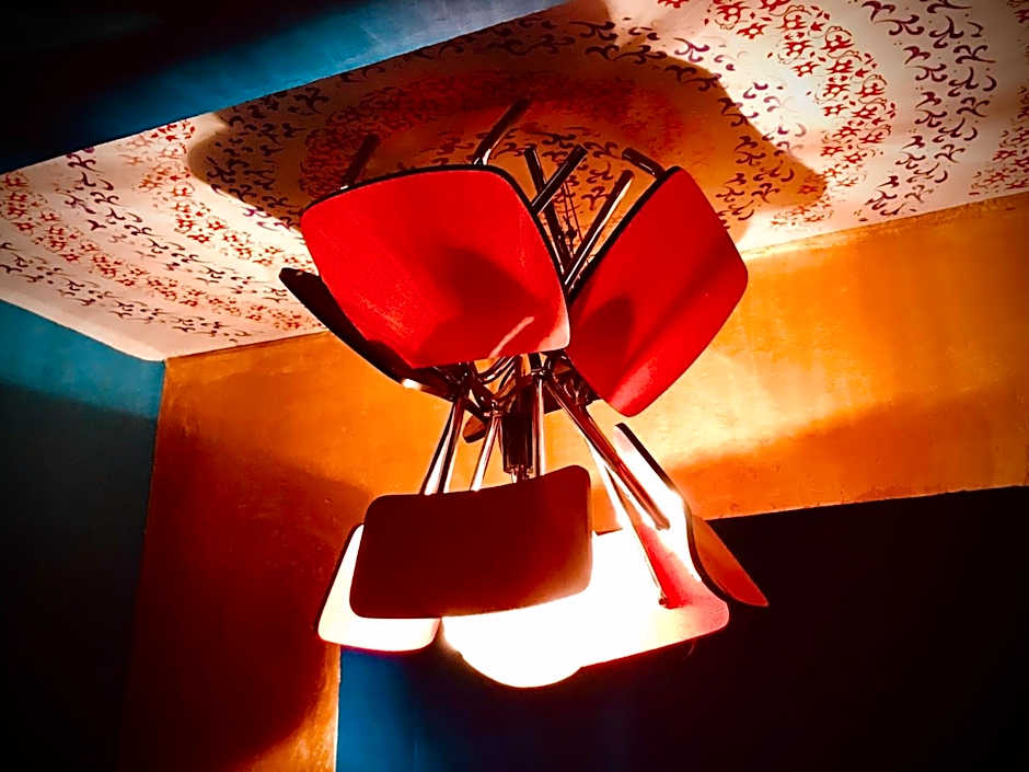 HARABURDI® Recyclart Hotel