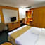 Harmoni Suites Hotel