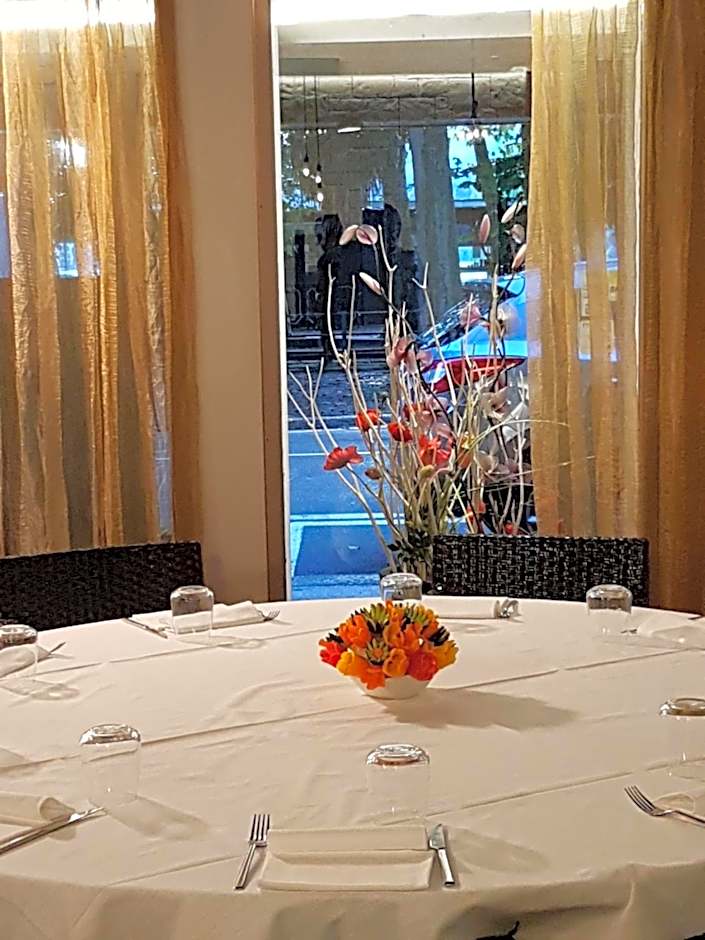 HLL Hotel Lungolago Lecco