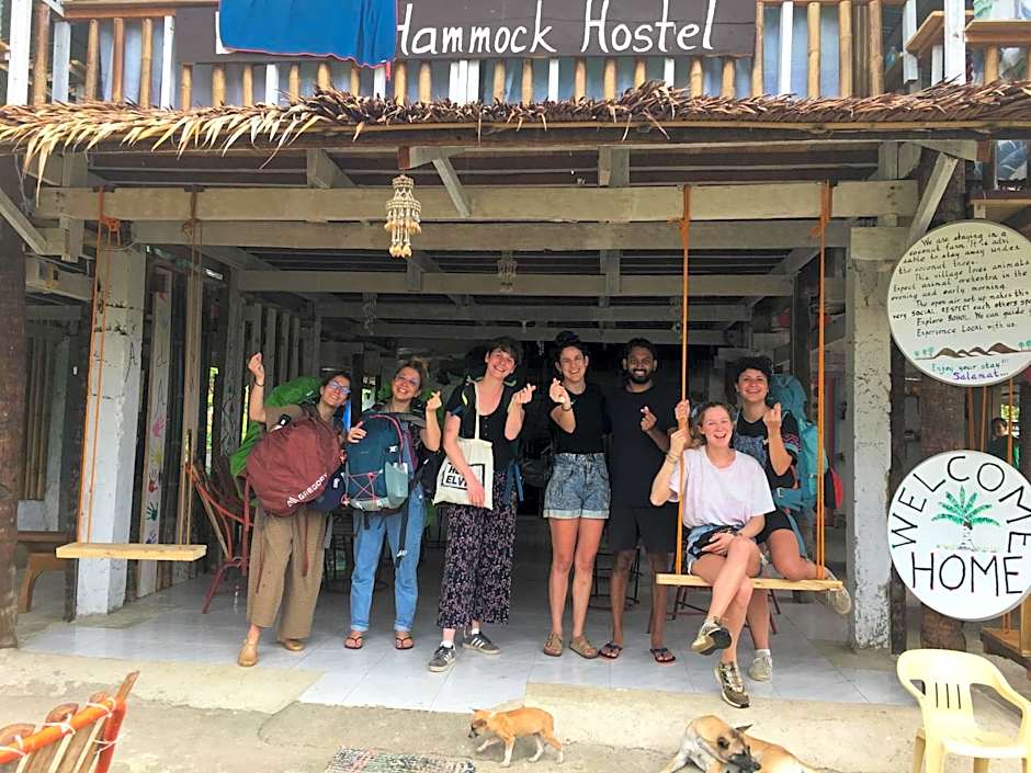 Bohol Hammock Hostel