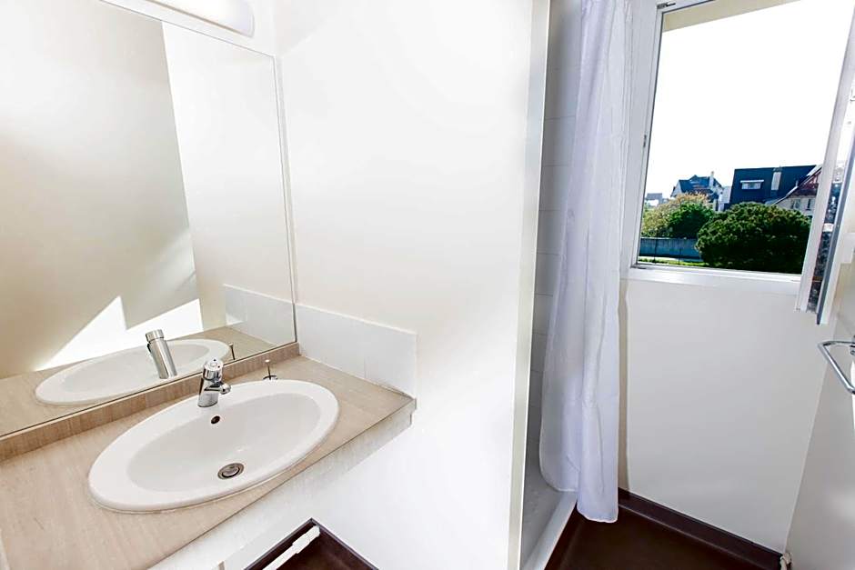 Auberge de Jeunesse Youth Hostel Ethic étapes Saint Malo