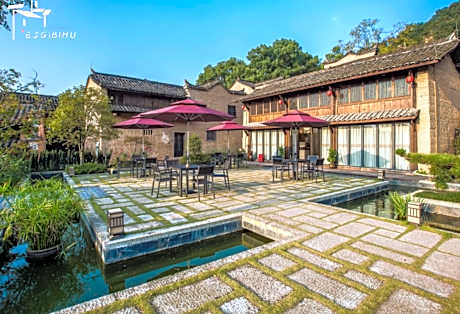 ESGBihu Digitl Nomad Coworking Coliving Hub