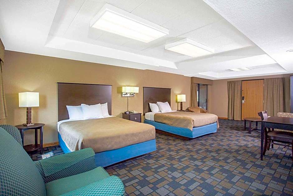AmericInn by Wyndham Hayward