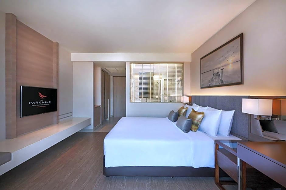The Park Nine Hotel Suvarnabhumi - Free BKK Airport Shuttle