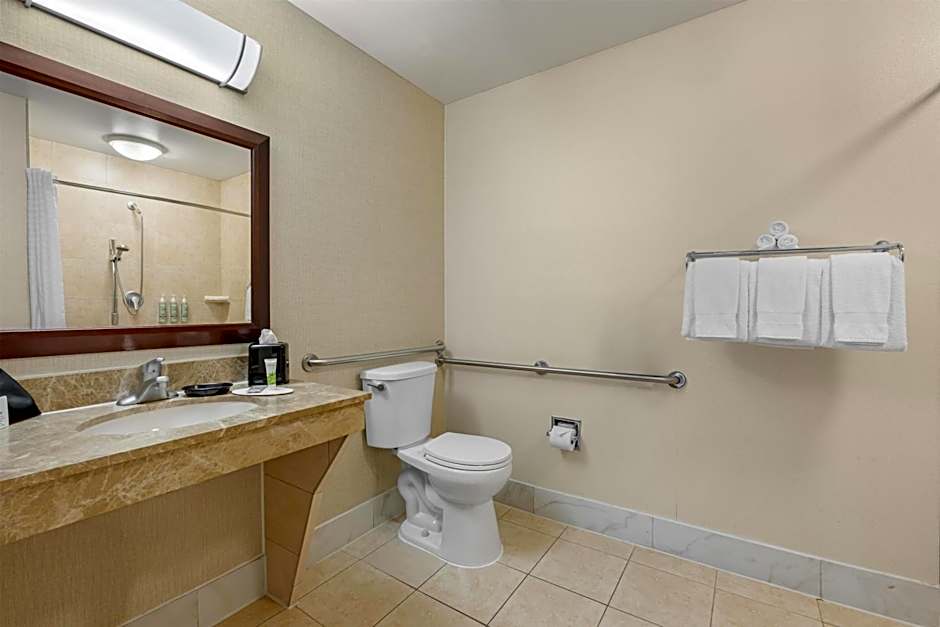 Best Western Hesperia-Victorville Suites