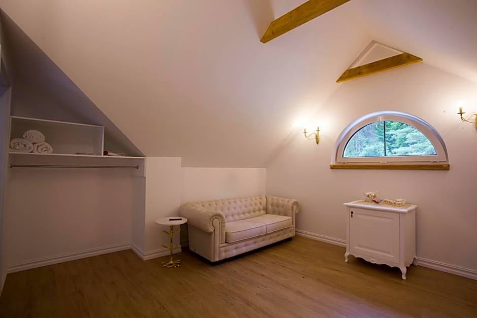 Dwór i Dworek Leszczowate Wellness & Spa