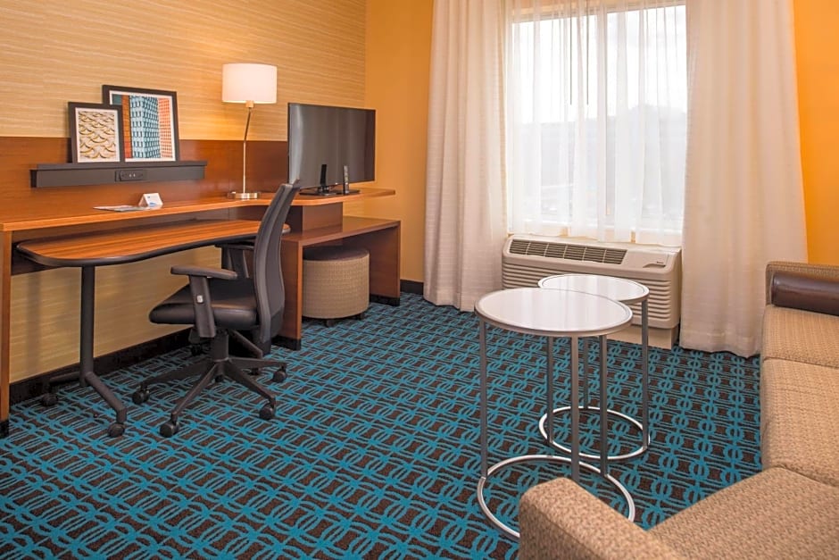 Fairfield Inn & Suites by Marriott St. Louis Westport