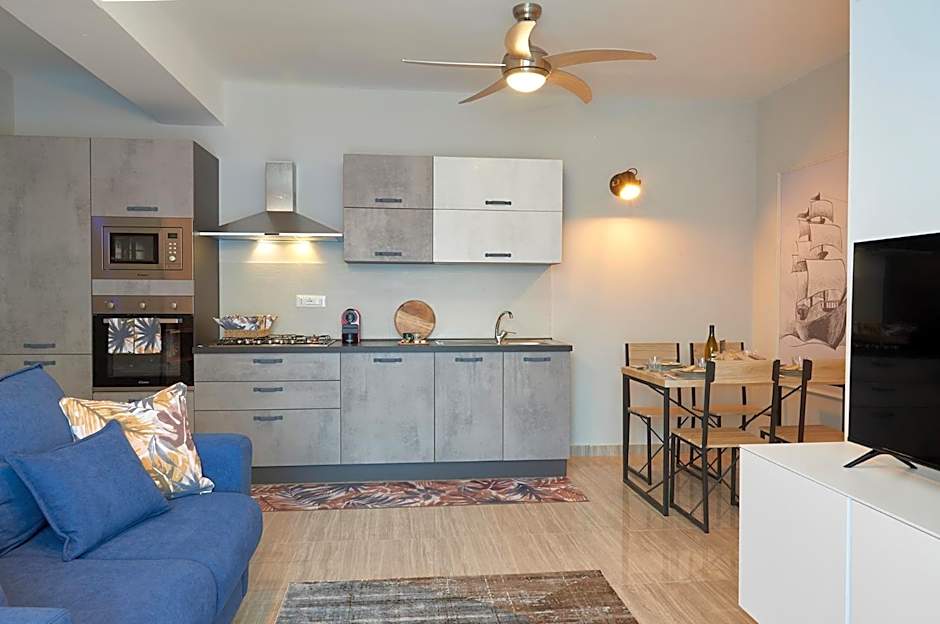 La Marina Apartment Suites