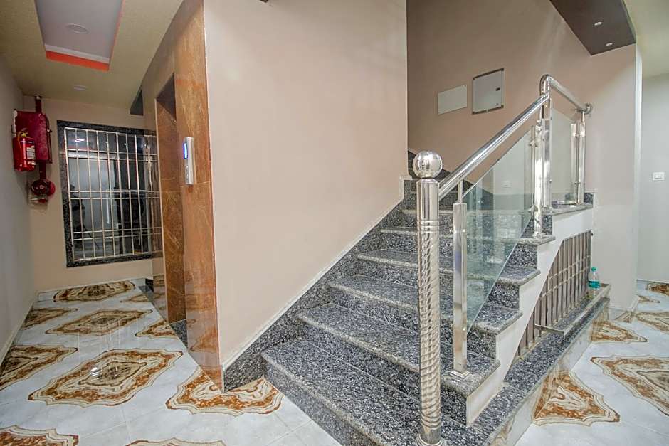 Hotel Stay In by OYO Rooms – Coochbehar, OK