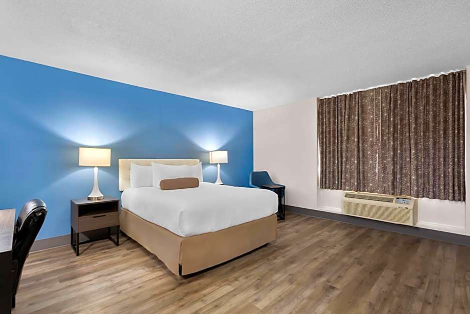 SureStay Plus by Best Western Windsor