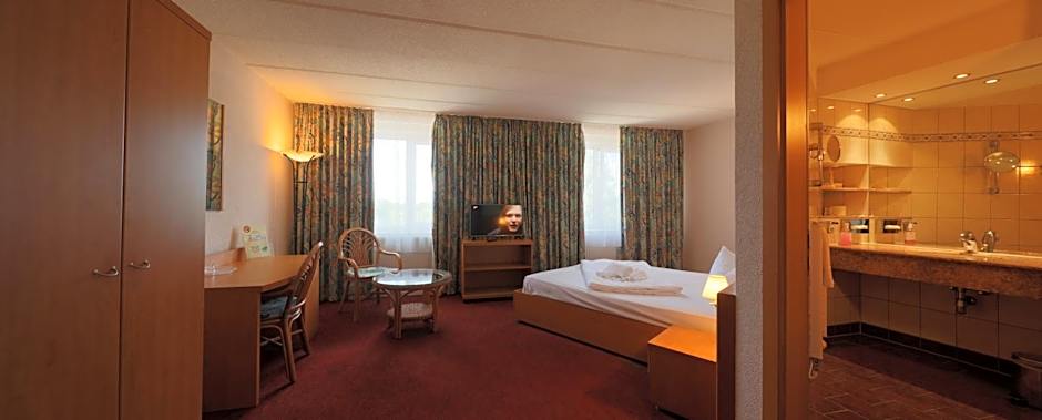 TRIP INN Axxon Hotel