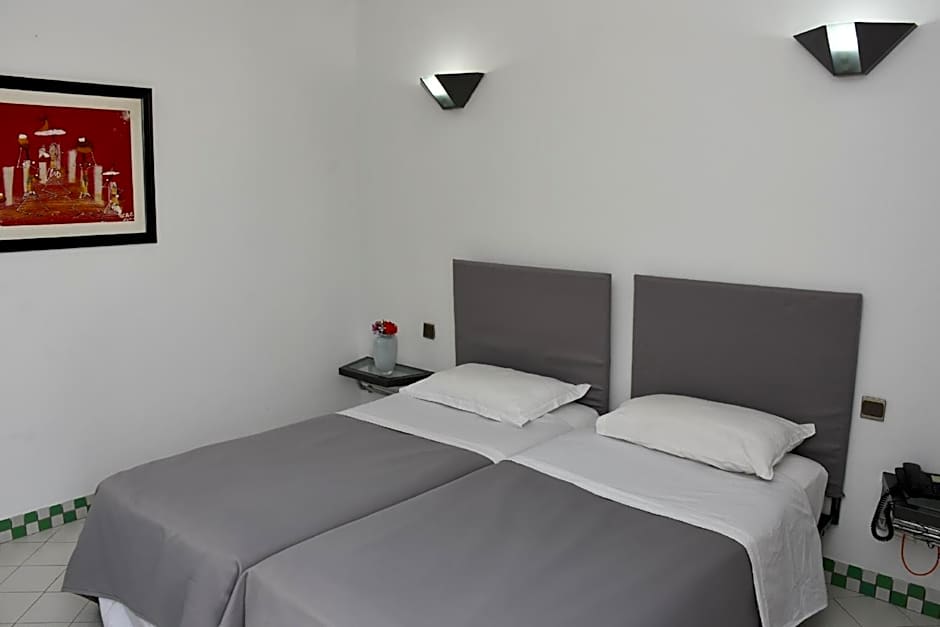 Photo 1 of 8 of Single Room