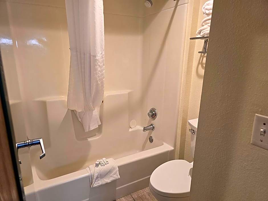 Baymont by Wyndham Janesville