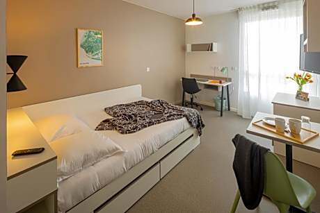 Economic Studio Double Bed