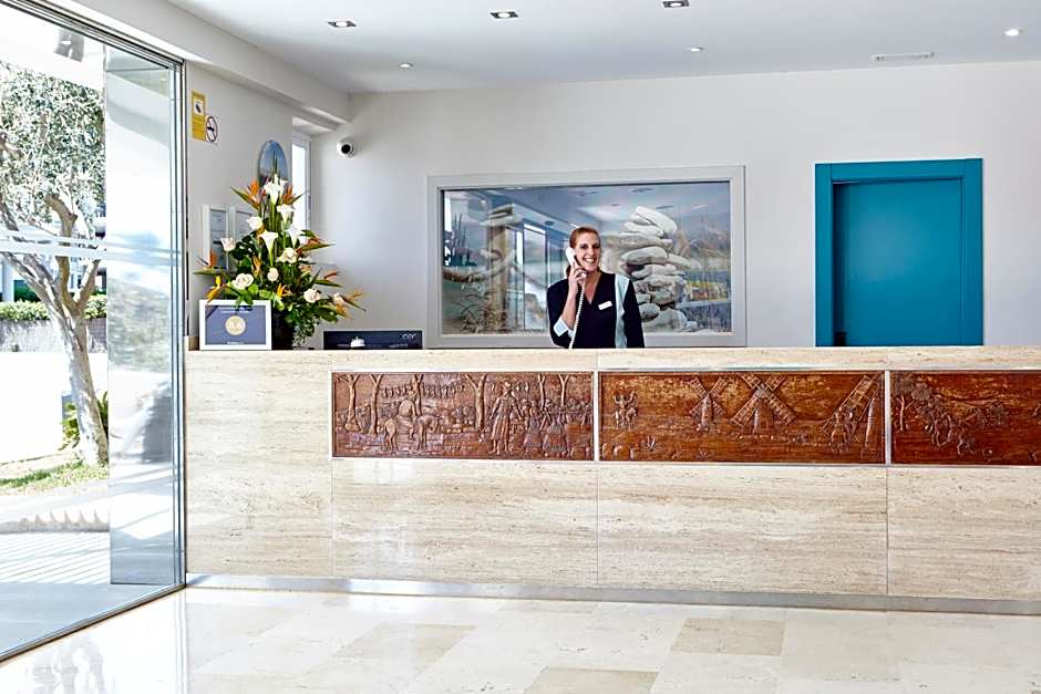 Universal Hotel Marqu