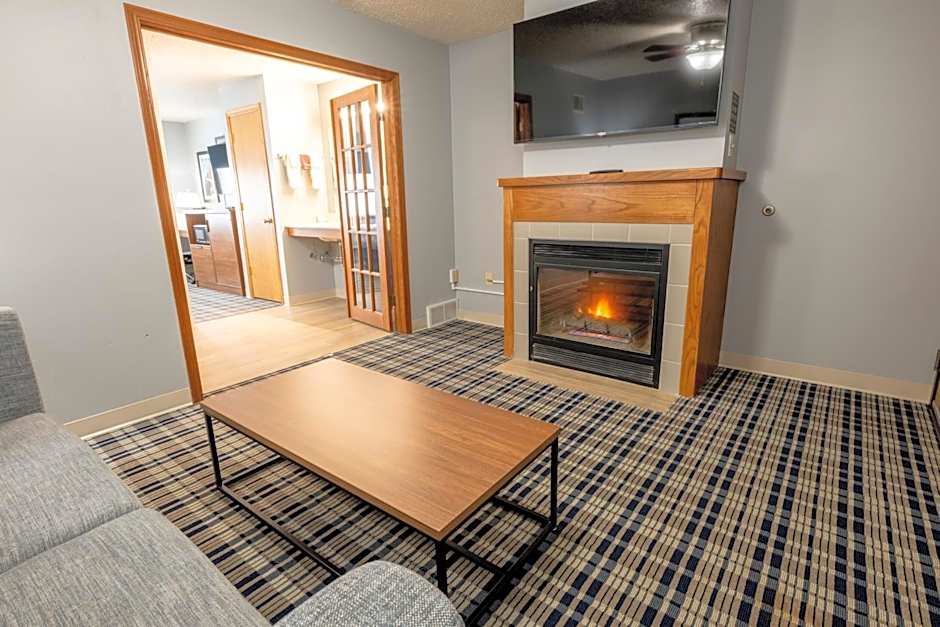 AmericInn by Wyndham Sturgeon Bay