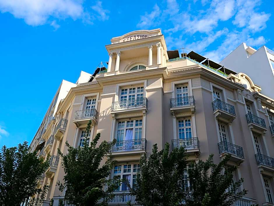 Excelsior Hotel