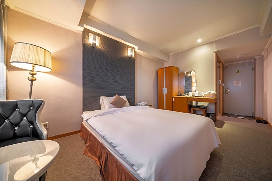 Ansan Seowon Tourist Hotel