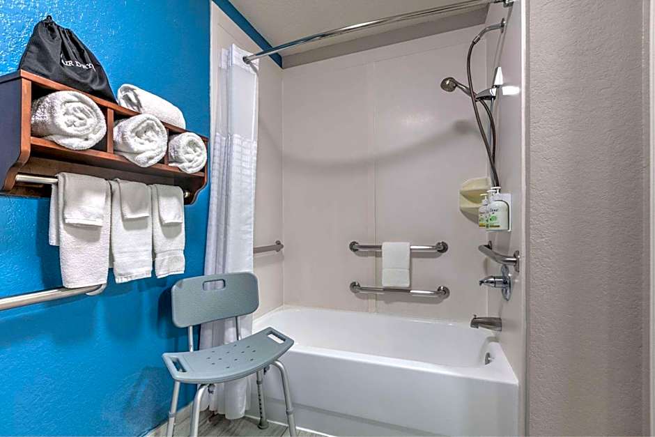 La Quinta Inn & Suites by Wyndham Weatherford