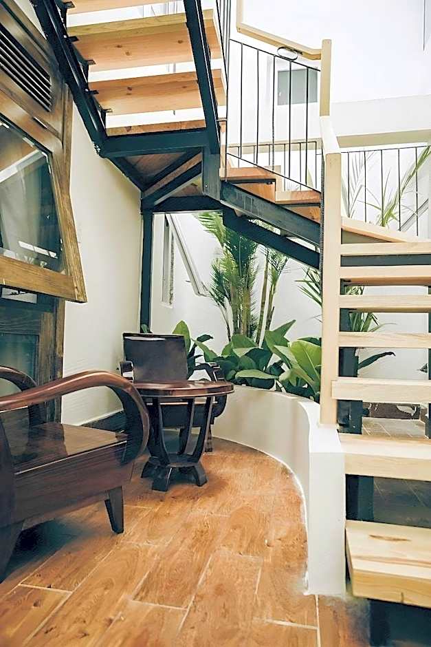 Pi Boutique Hotel