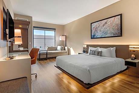 King Room - Accessible/Non Smoking