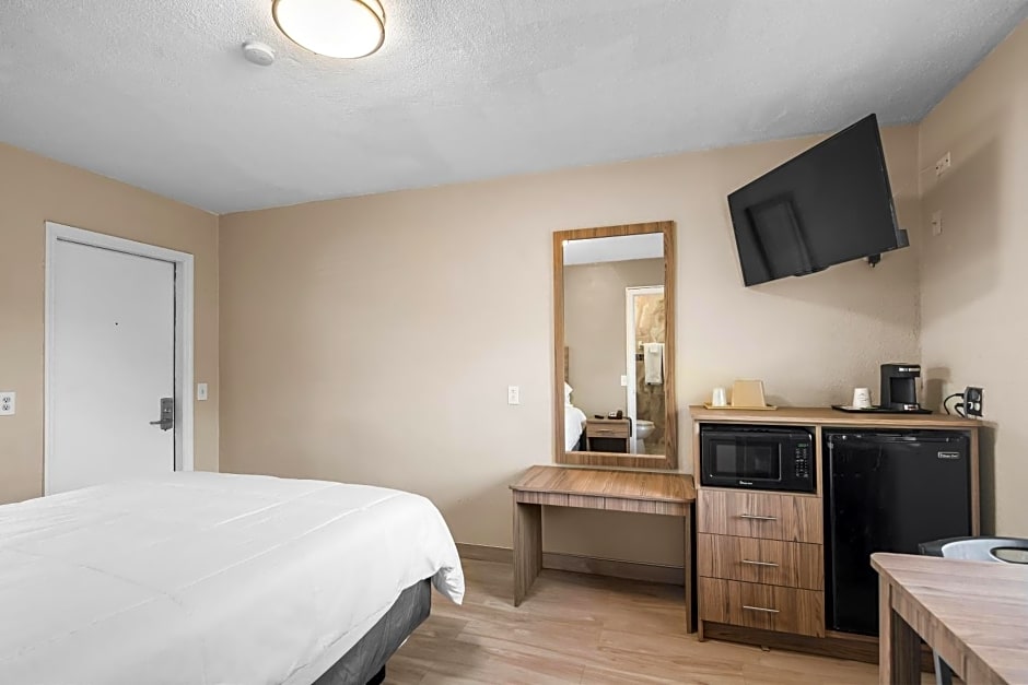 Tamiami Motel