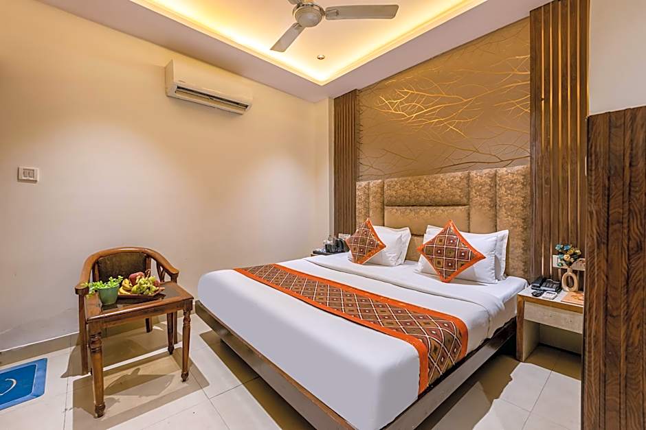 Hotel Golden Wings