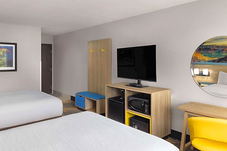 Days Inn by Wyndham Williams