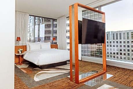 Junior Suite King Size Bed
