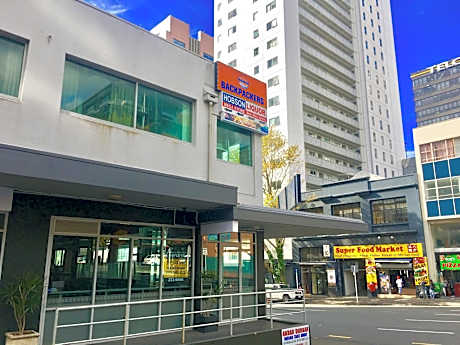 Metro Adventurer Backpackers