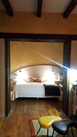 Queen Room with Spa Bath