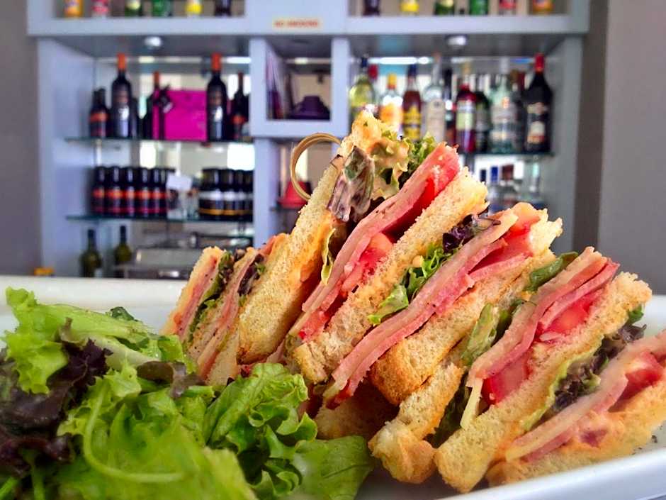 Filoxenia Beach Hotel