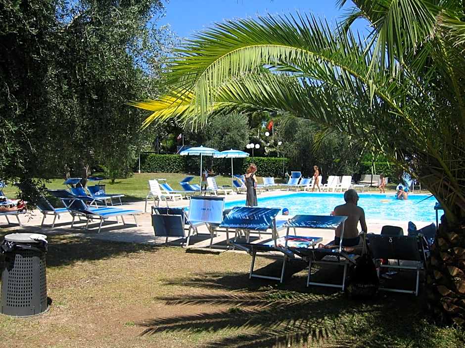 Hotel Mira