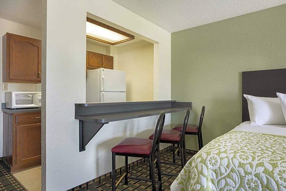 Days Inn by Wyndham Jasper