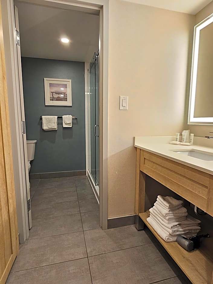 Vittoria Hotel & Suites