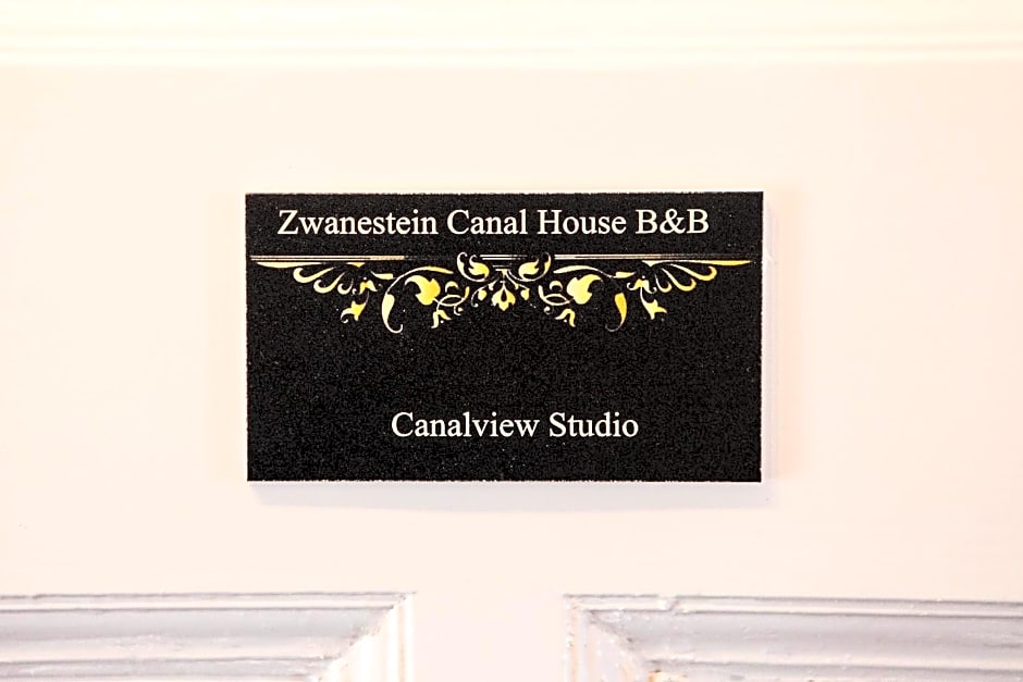 Zwanestein Canal House